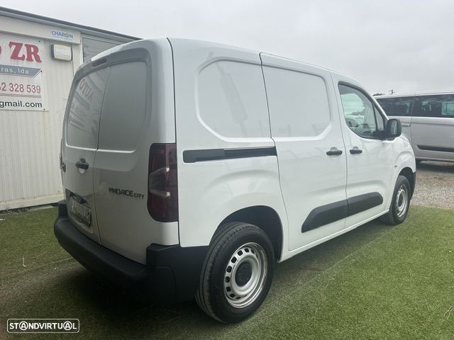 Toyota PROACE CITY 3 LUG. CX.6V. - 3