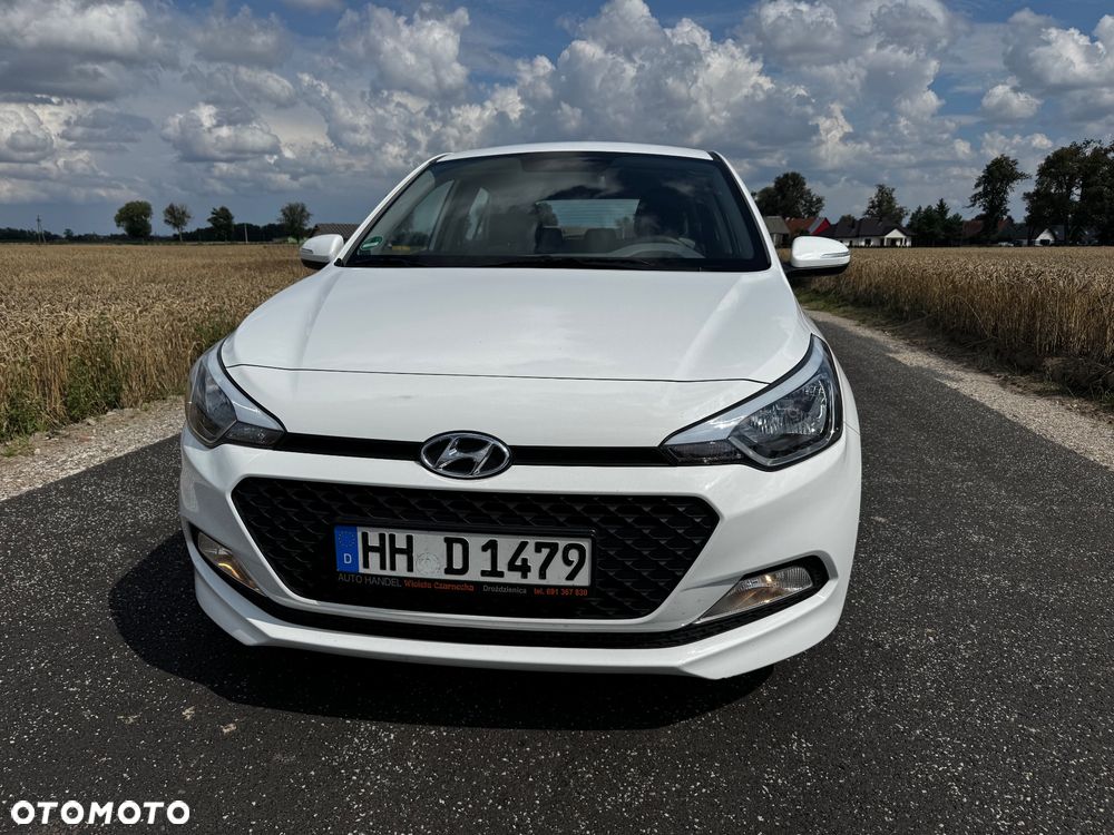 Hyundai i20 - 15