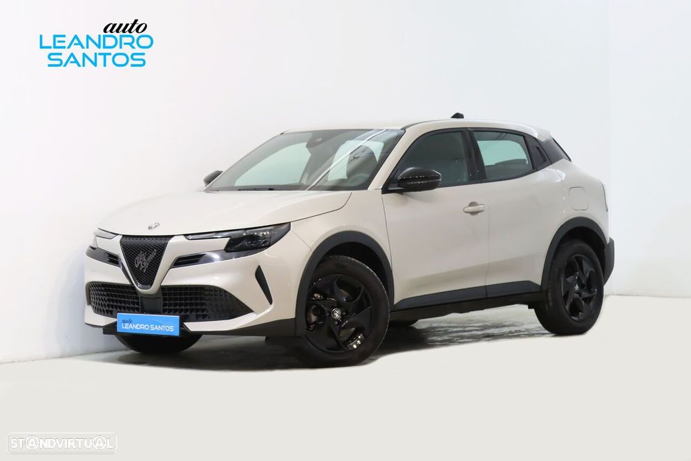 Alfa Romeo Junior 1.2 VGT Ibrida Intensa - 2