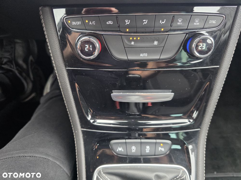 Opel Astra 1.4 Turbo Start/Stop Innovation - 9