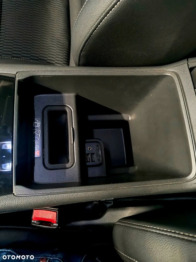 Opel Insignia 2.0 T Business Elegance S&S - 33