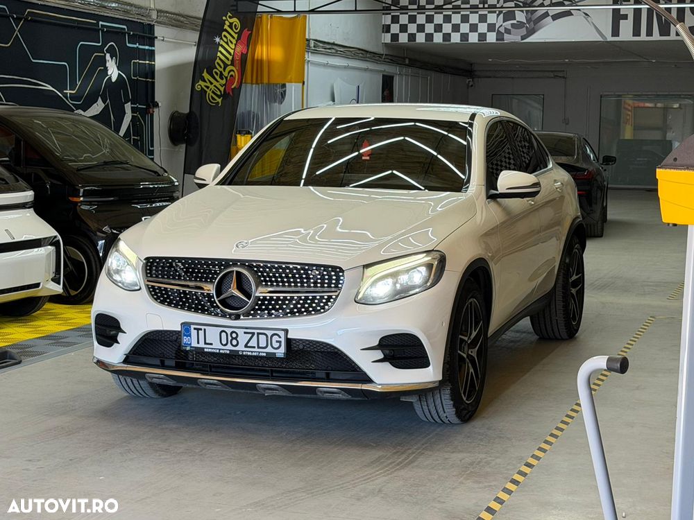 Mercedes-Benz GLC Coupe 220 d 4Matic 9G-TRONIC AMG Line - 2