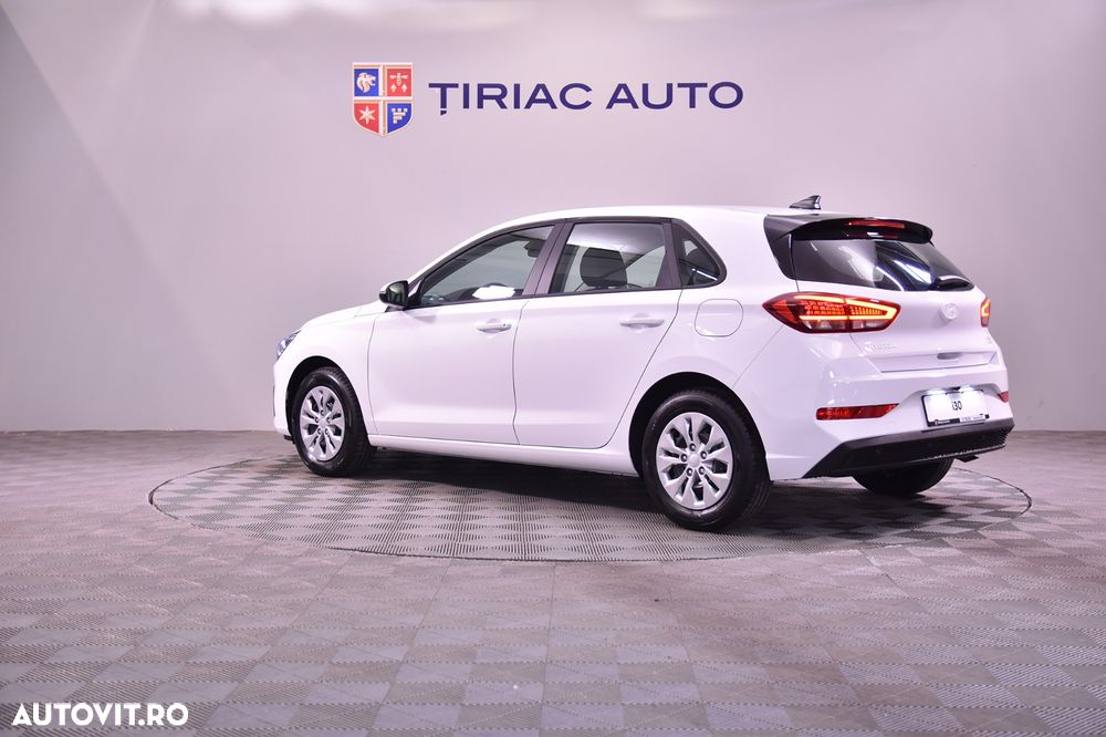 Hyundai i30 1.5 96CP M/T Comfort - 3