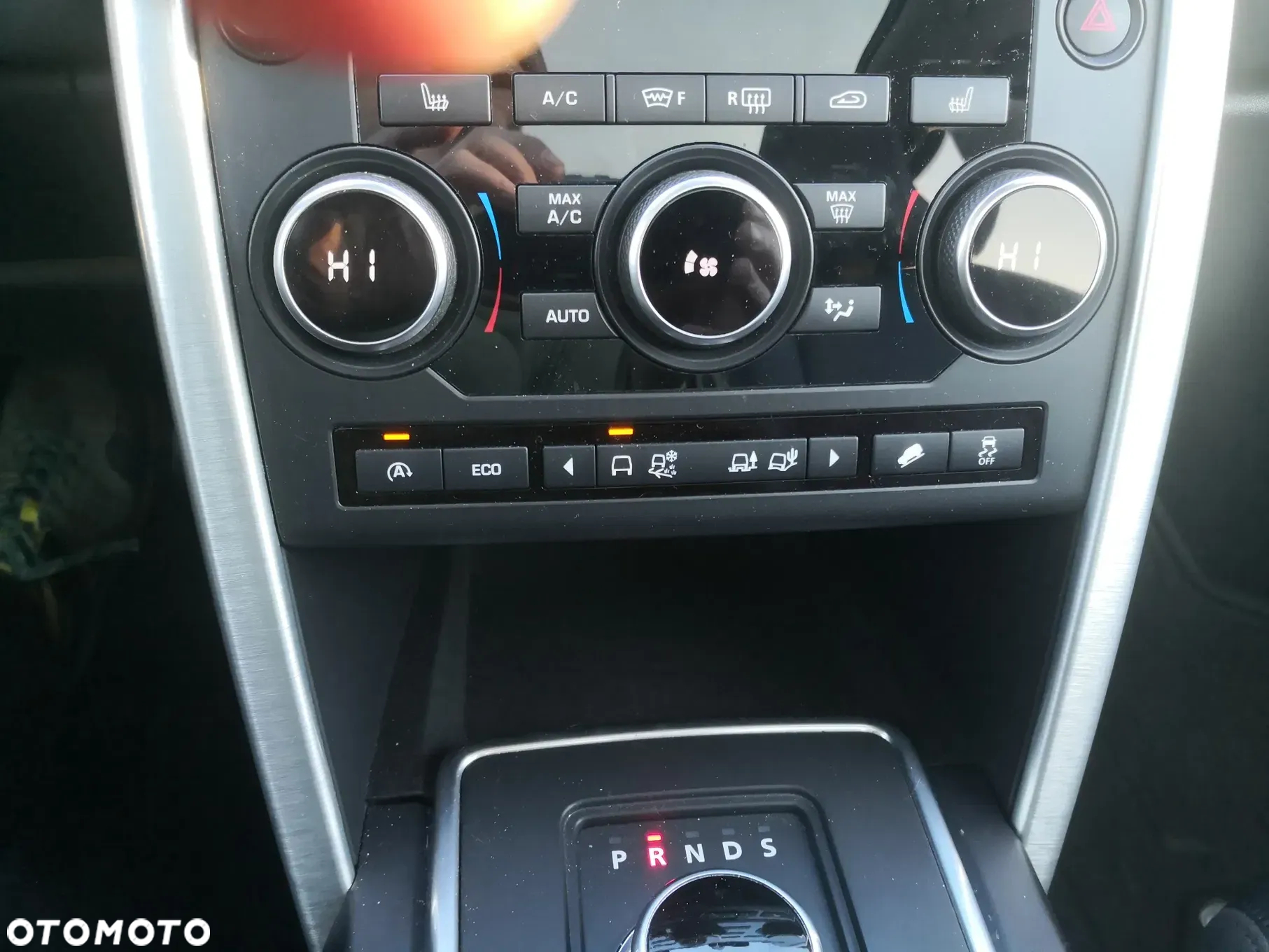 Land Rover Discovery Sport 2.0 Si4 HSE - 28
