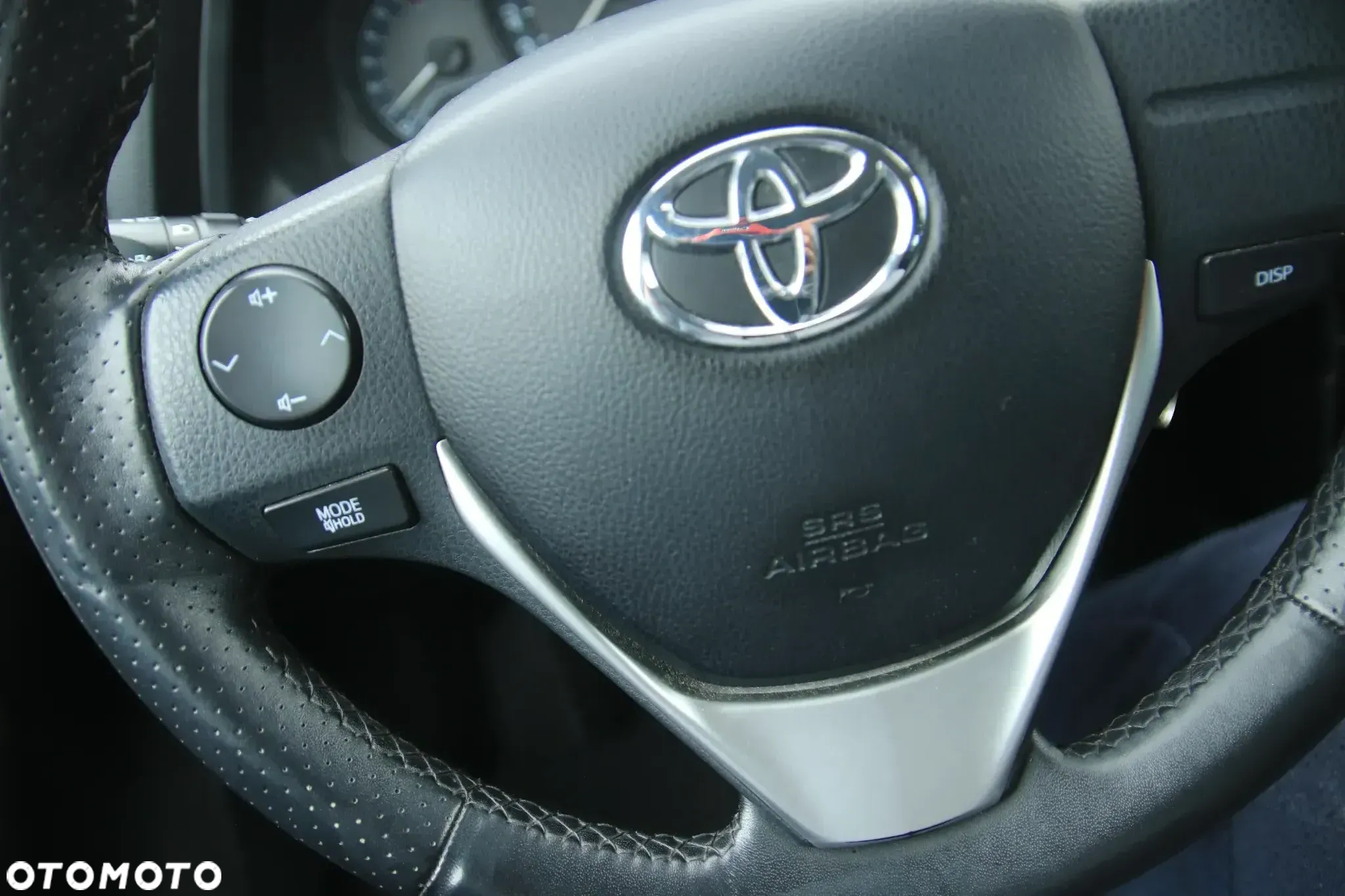 Toyota Auris - 13