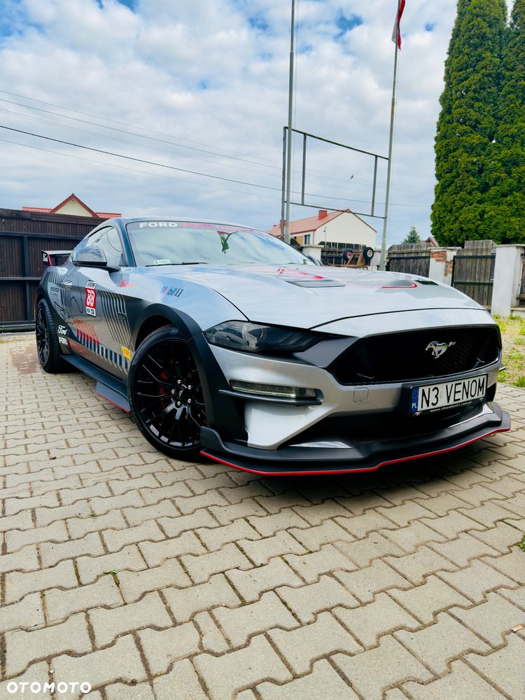 Ford Mustang 5.0 V8 GT - 6