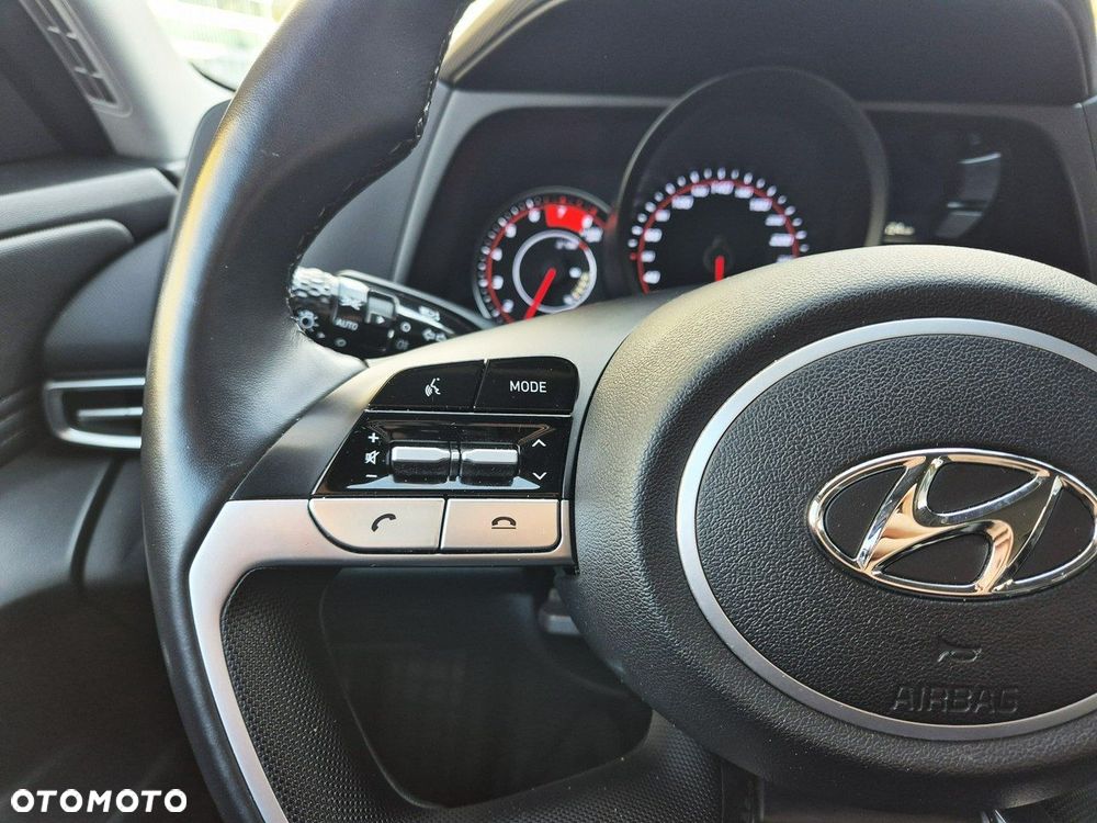 Hyundai Elantra - 14