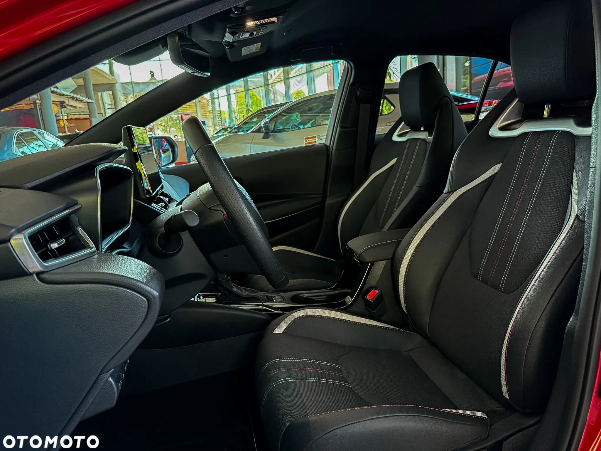Toyota Corolla 1.8 Hybrid GR Sport - 8