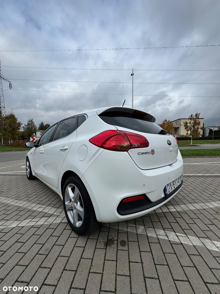 Kia Ceed - 7