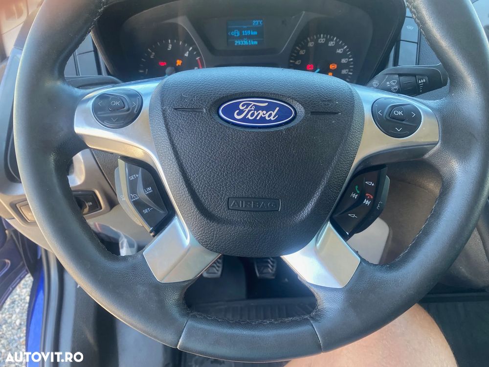 Ford TRANSIT CUSTOM - 8