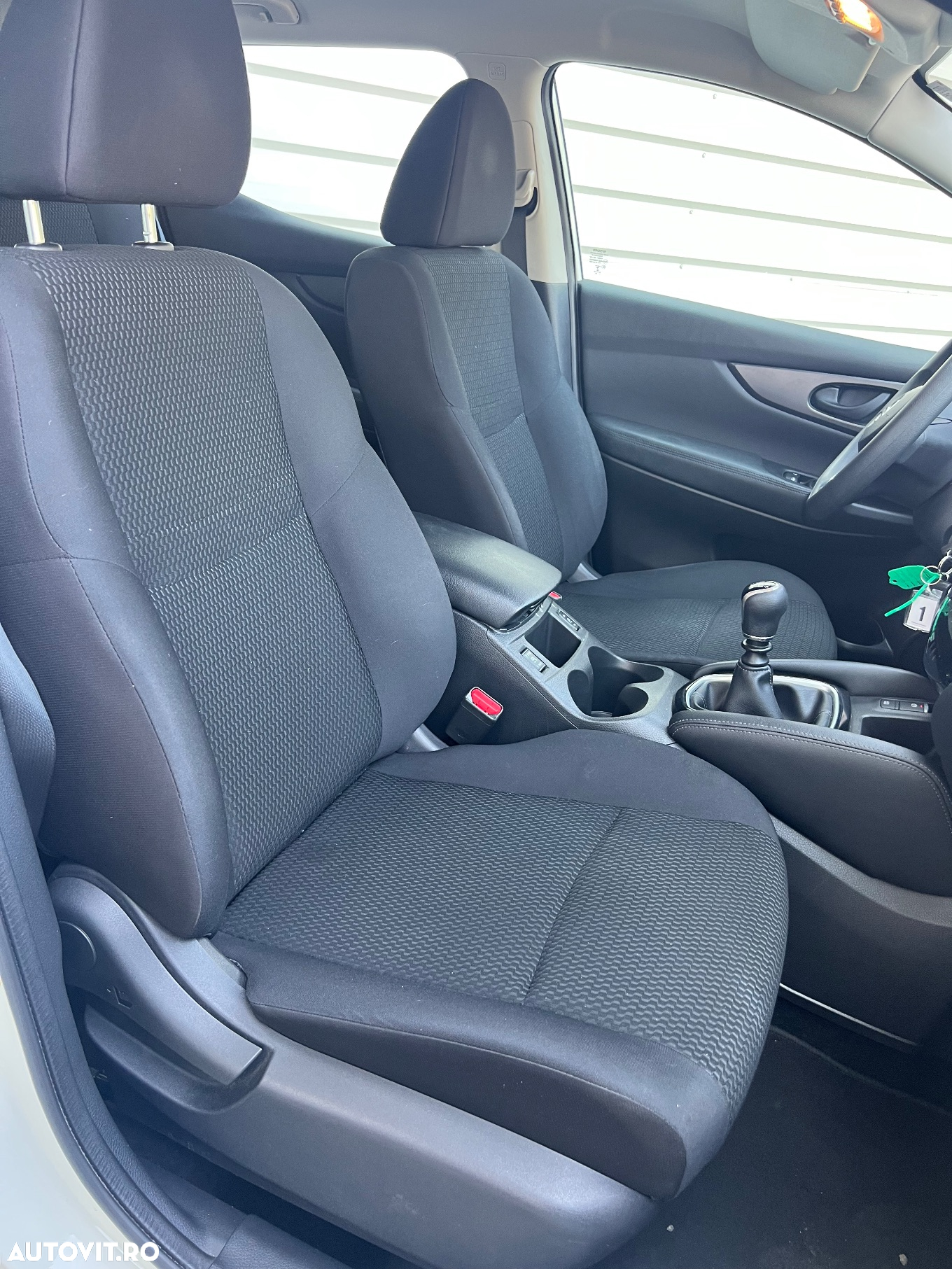 Nissan Qashqai 1.5 DCI ACENTA - 10