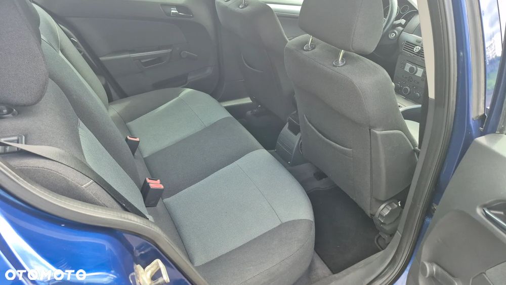 Opel Astra 1.6 Enjoy - 9