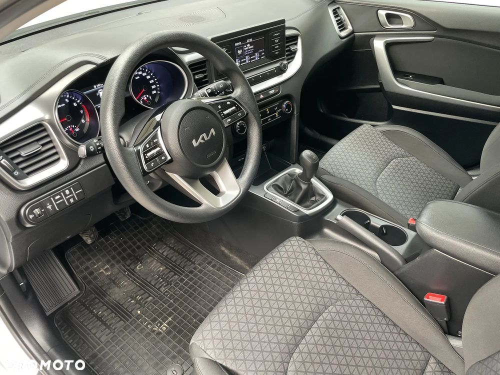 Kia Ceed 1.0 T-GDI S - 10