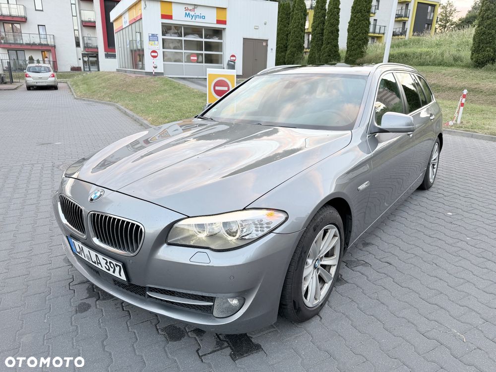 BMW Seria 5 520d Sport-Aut - 2