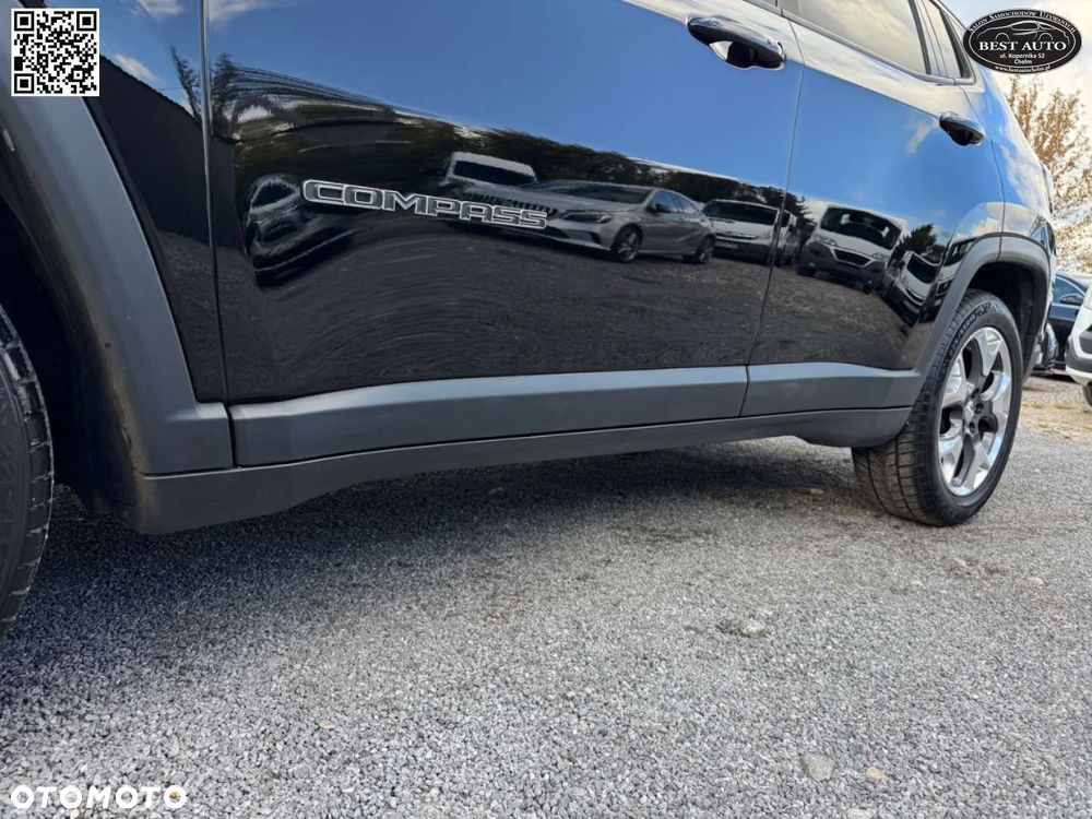 Jeep Compass - 24
