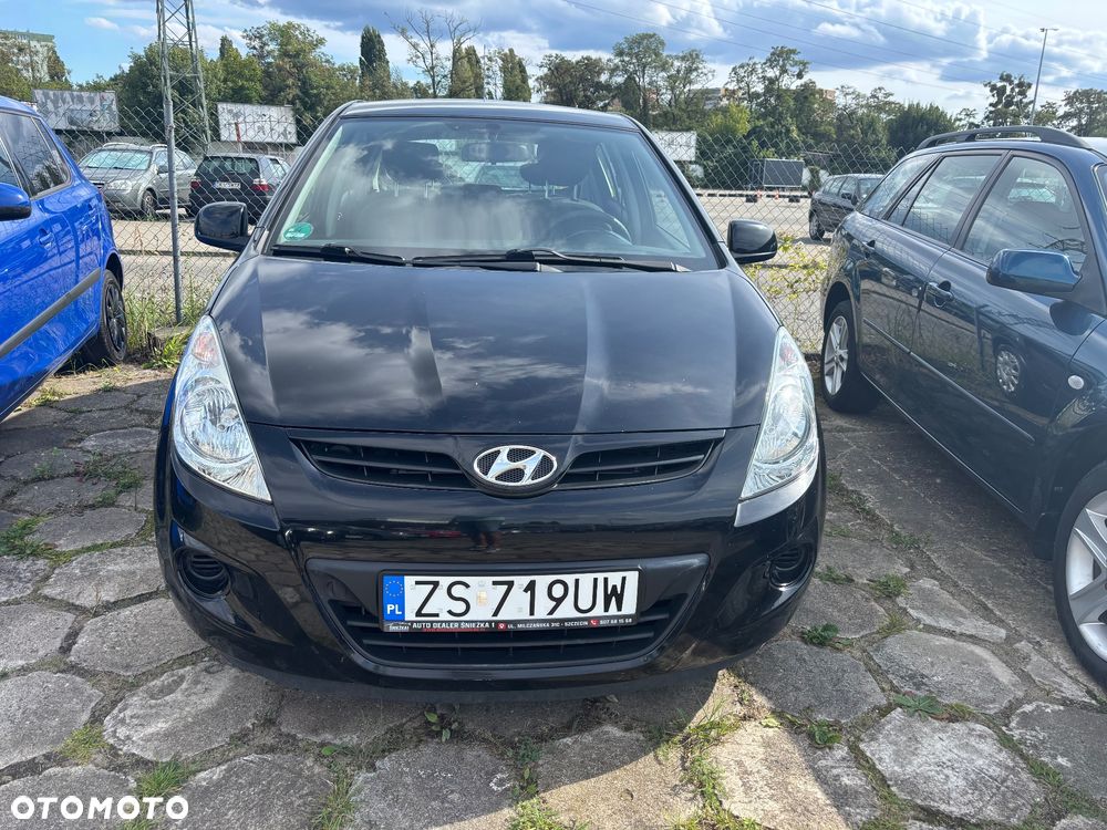 Hyundai i20 1.2 Classic + - 28