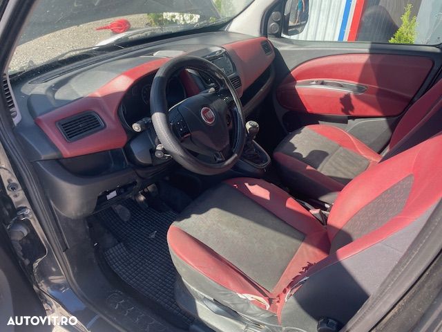 Dezmembrez Fiat Doblo an 2011 Motor 2.0 Multijet Euro5 - 2