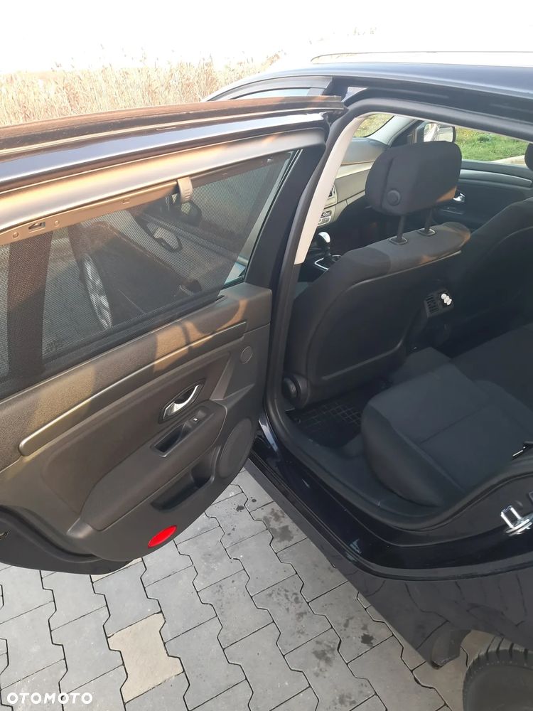 Renault Laguna 2.0 Expression - 11