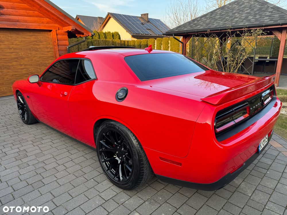 Dodge Challenger 5.7 R/T - 6