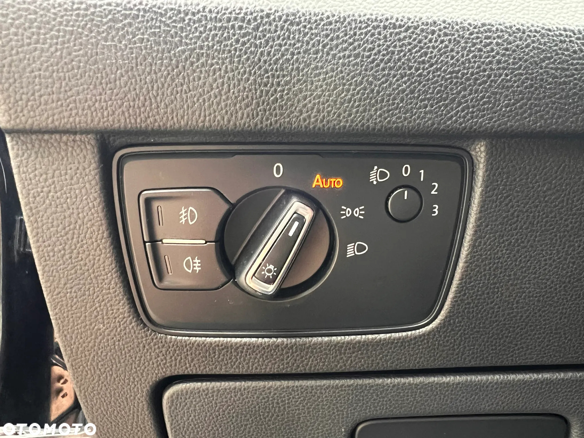 Volkswagen Passat 2.0 TDI BMT Trendline DSG7 - 35