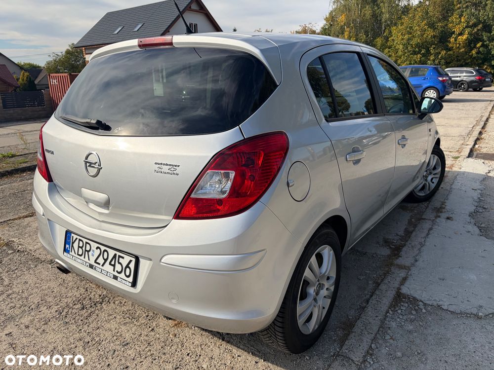 Opel Corsa 1.4 16V EcoFLEX Start-Stop 150 Jahre - 8
