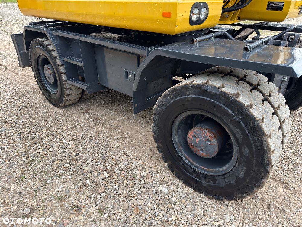 Komatsu PW 160-11 - 19