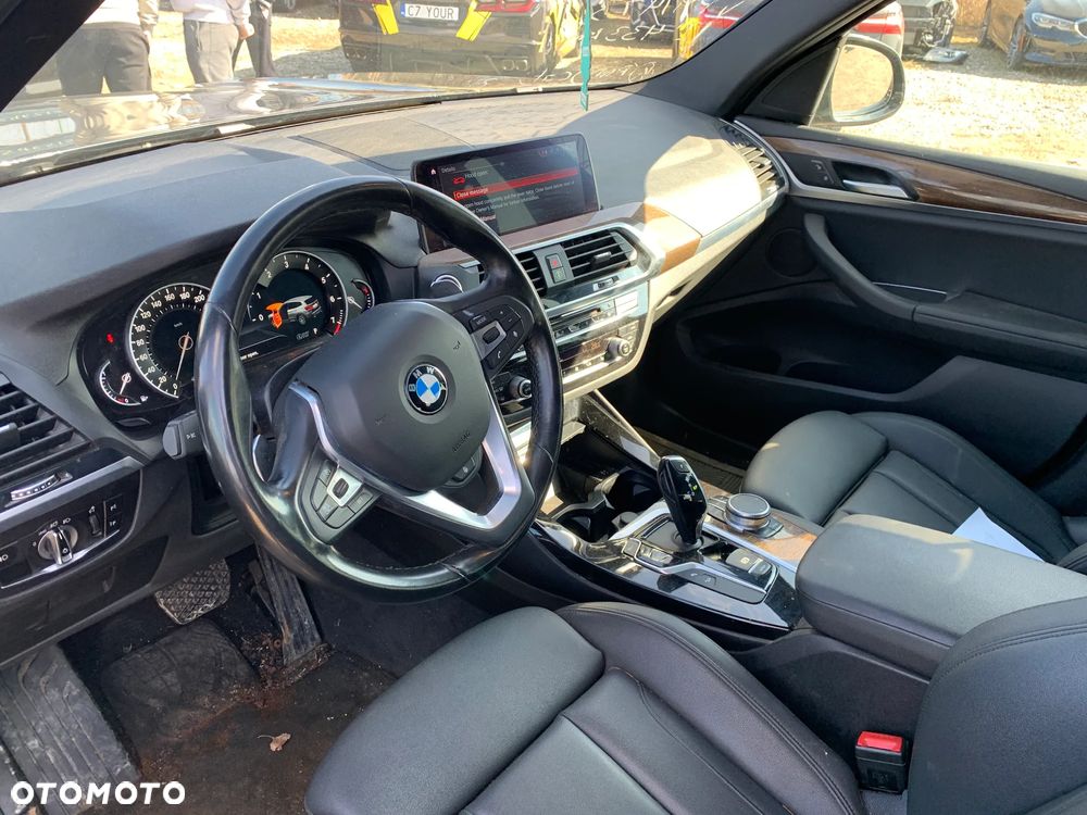 BMW X3 xDrive30i GPF Luxury Line sport - 11