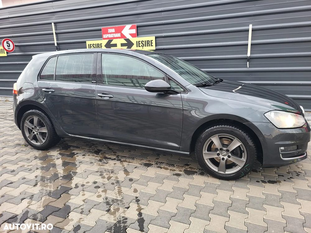 Volkswagen Golf 1.6 TDI 4Motion BMT Comfortline - 4