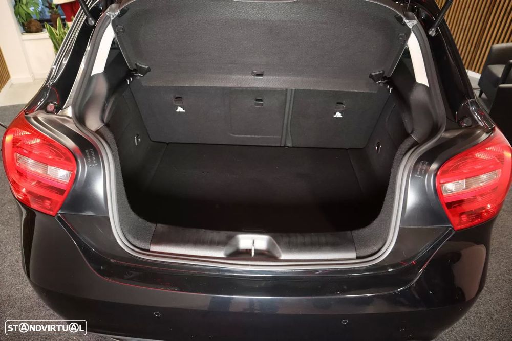 Mercedes-Benz A 180 CDi BE Edition Urban - 12