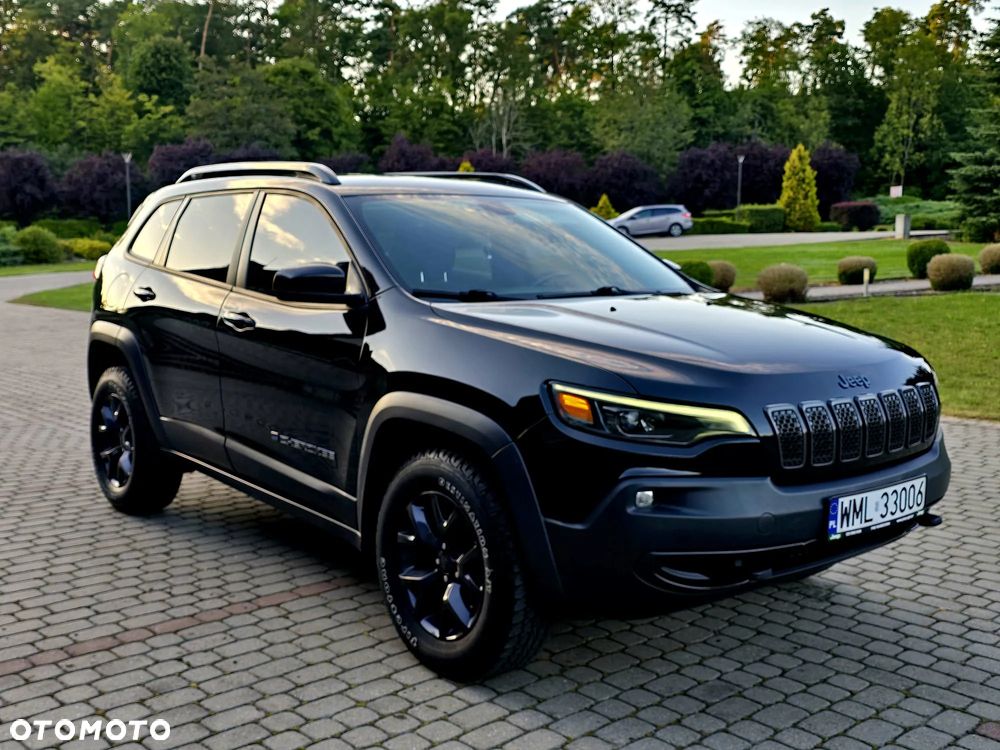 Jeep Cherokee - 10
