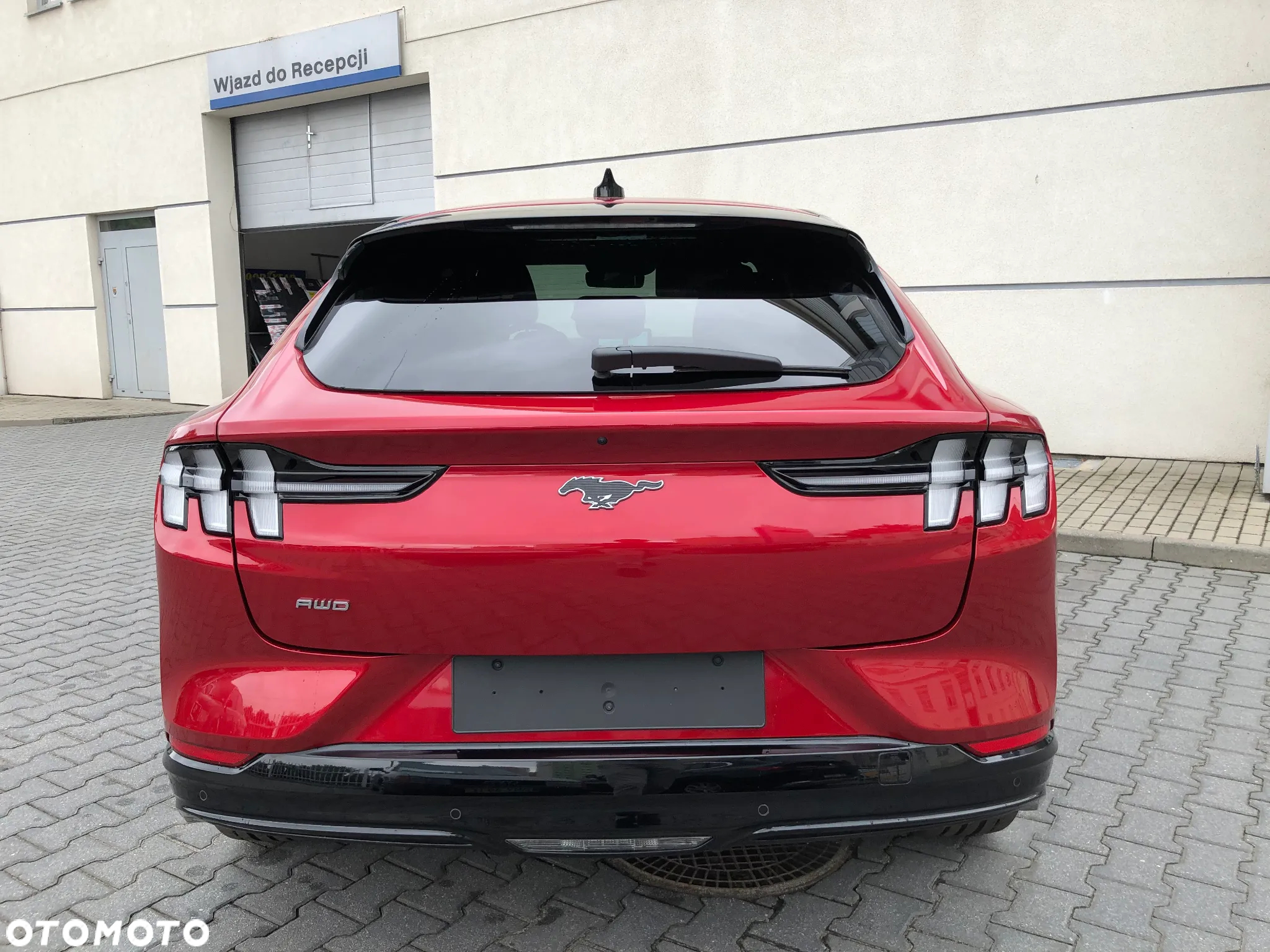 Ford Mustang Mach-E 98kWh AWD Premium - 26