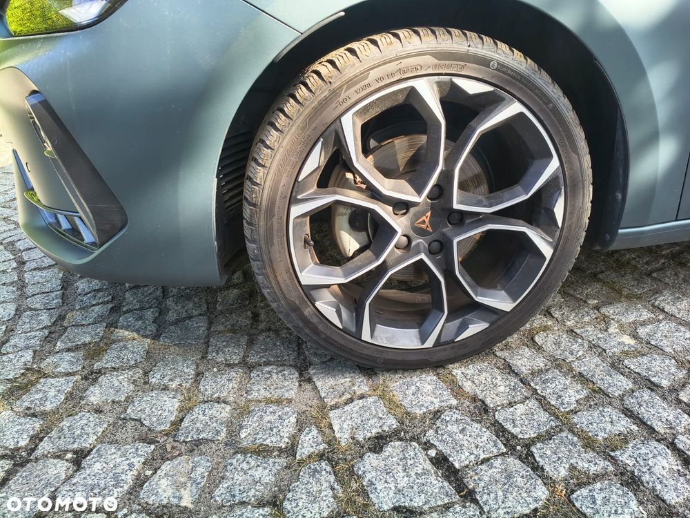 Cupra Leon 1.5 eTSI mHEV Tribe Edition DSG - 8
