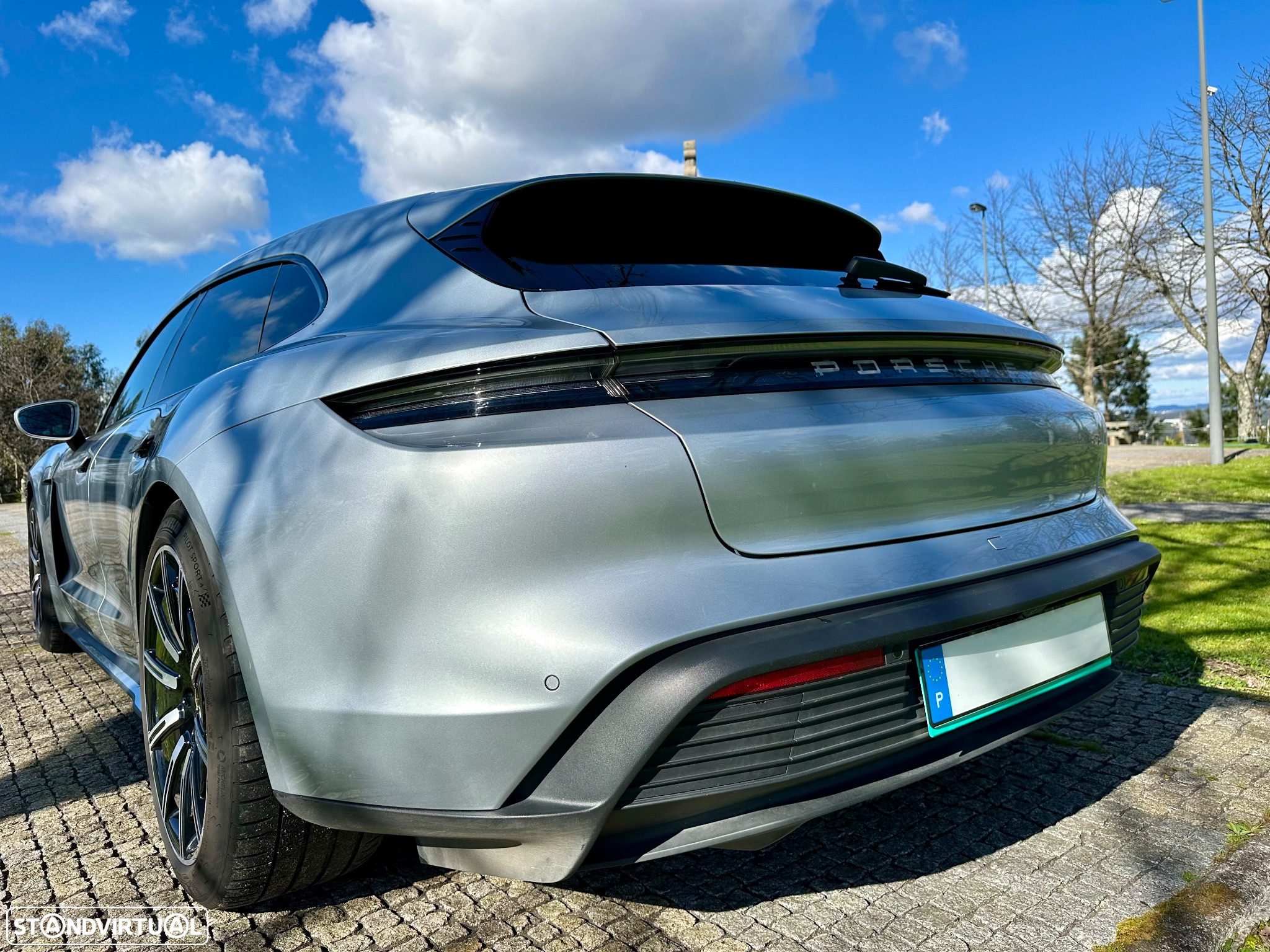 Porsche Taycan Sport Turismo Standard - 9