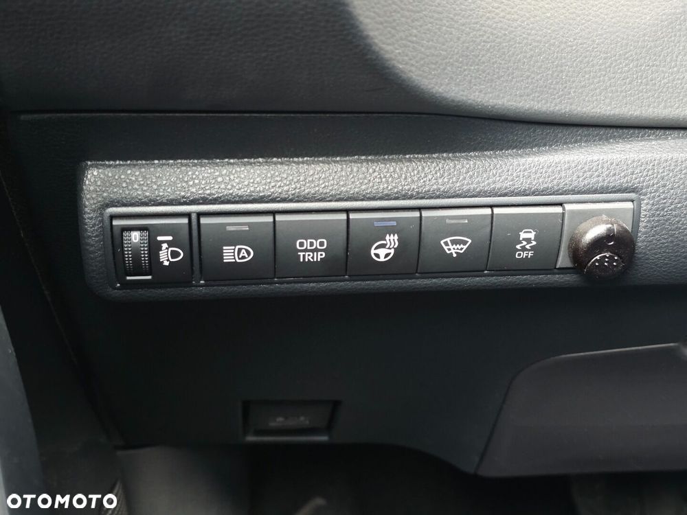 Toyota Corolla 1.8 Hybrid Style - 16