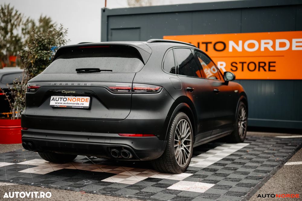 Porsche Cayenne E-Hybrid Tiptronic S - 9