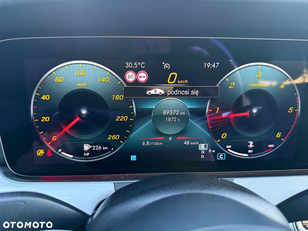 Mercedes-Benz Klasa E 220 d 4-Matic AMG - 29