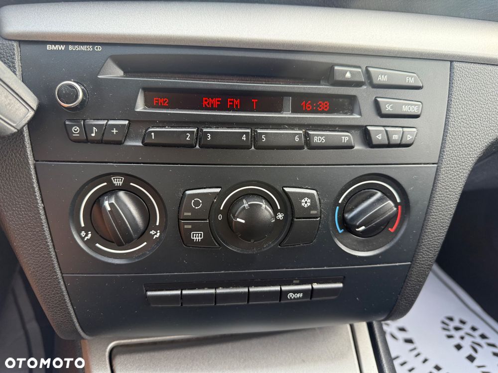 BMW Seria 1 118d DPF Edition Lifestyle - 12