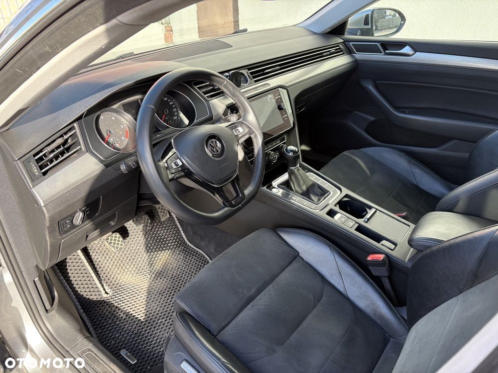 Volkswagen Arteon 2.0 TDI Essence - 15