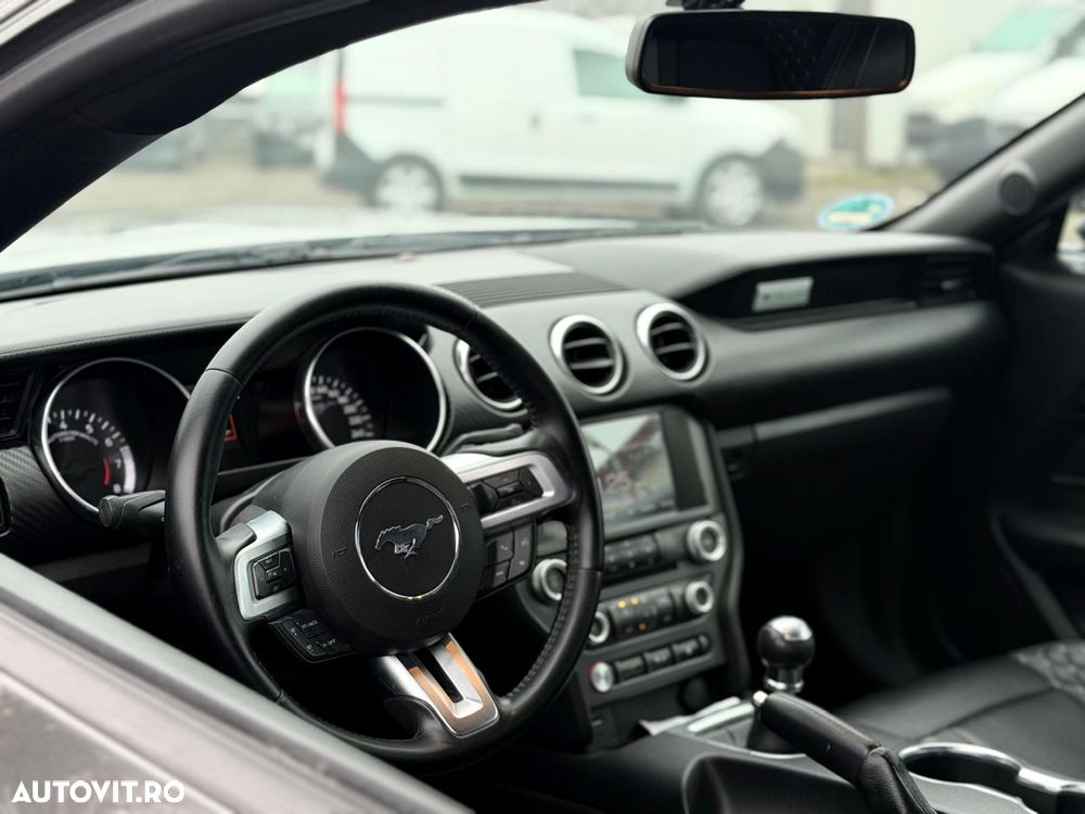 Ford Mustang 2.3 EcoBoost - 10