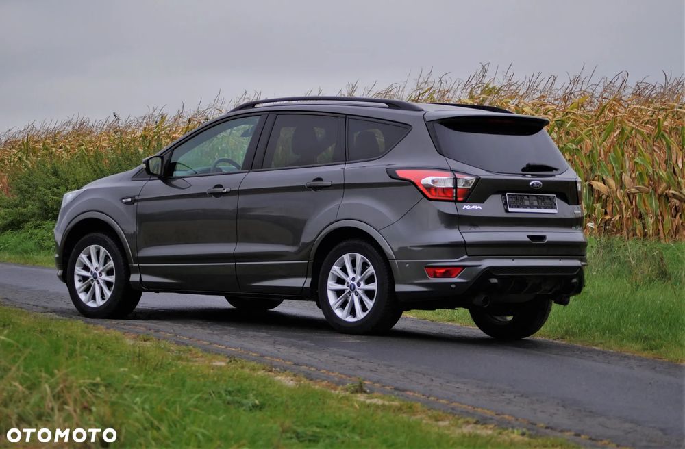 Ford Kuga - 12