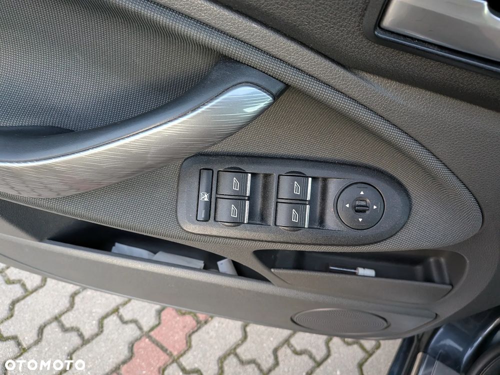 Ford C-MAX 2.0 Style+ - 11