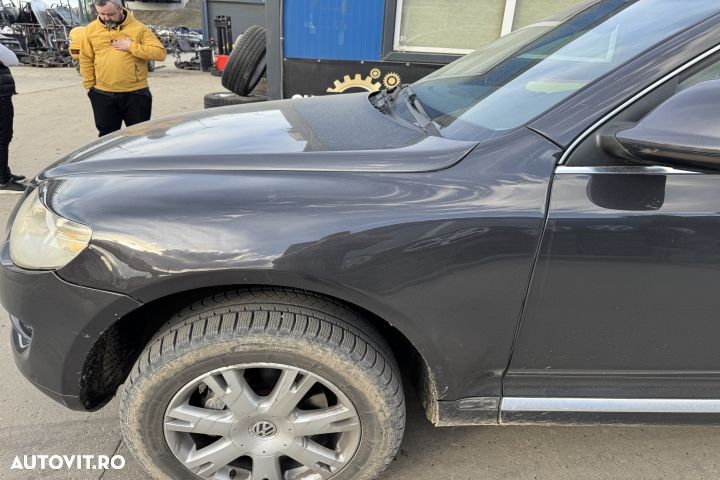 Aripa fata stanga culoare LR7M Volkswagen VW Touareg generatia 1 7L [ - 1