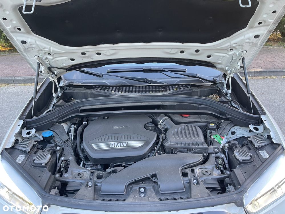 BMW X1 xDrive20d - 8