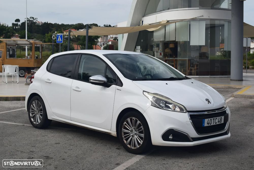 Peugeot 208 1.2 PureTech Style - 3