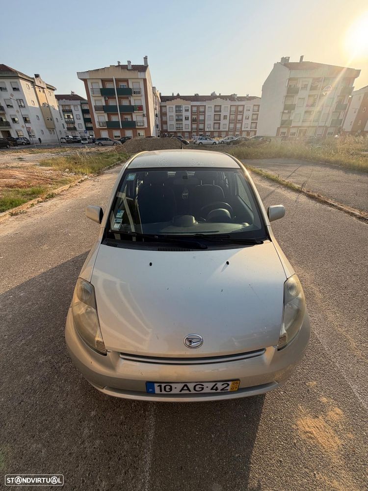 Daihatsu Sirion 1.0 - 14