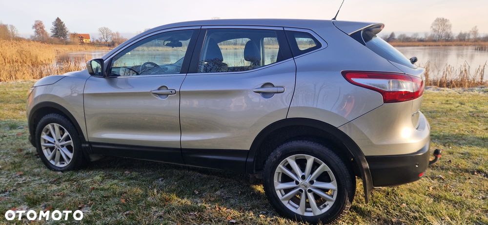 Nissan Qashqai - 2