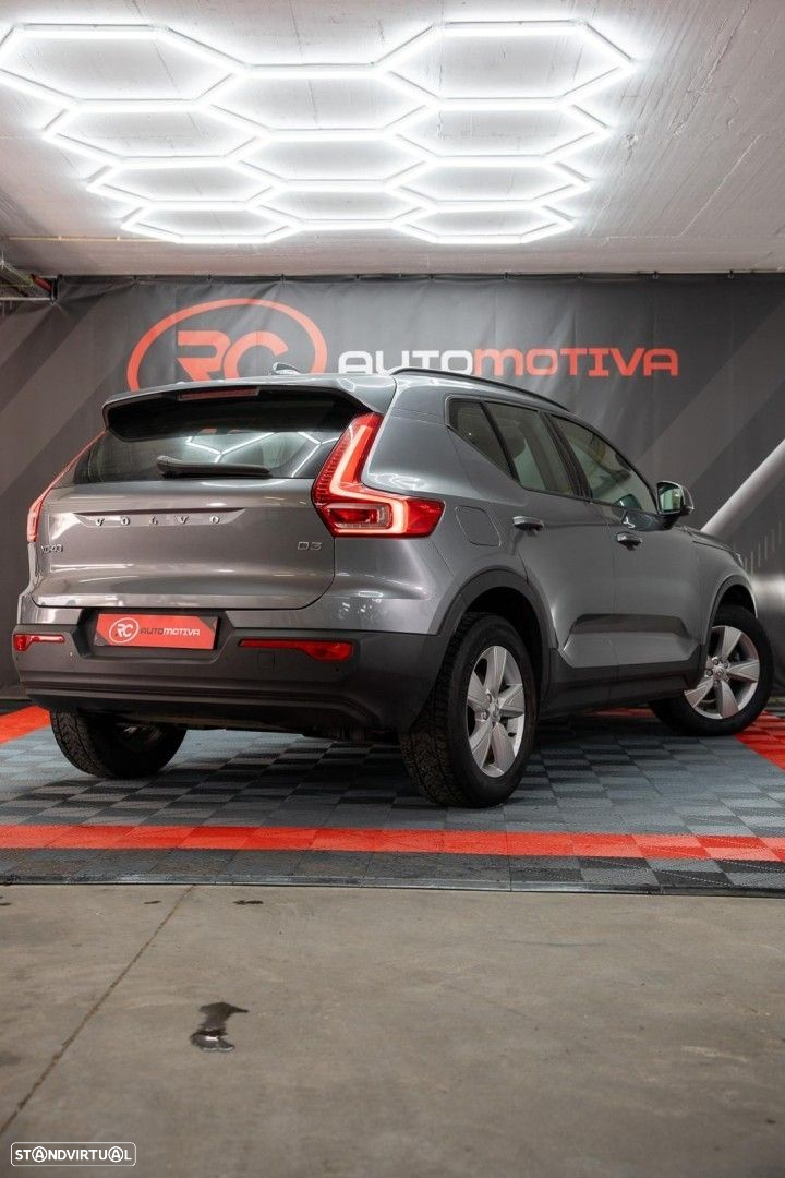 Volvo XC 40 2.0 D3 Momentum - 7
