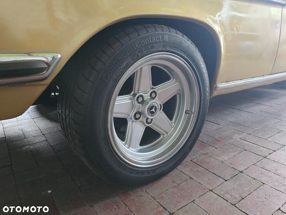 Mercedes-Benz 280 - 26