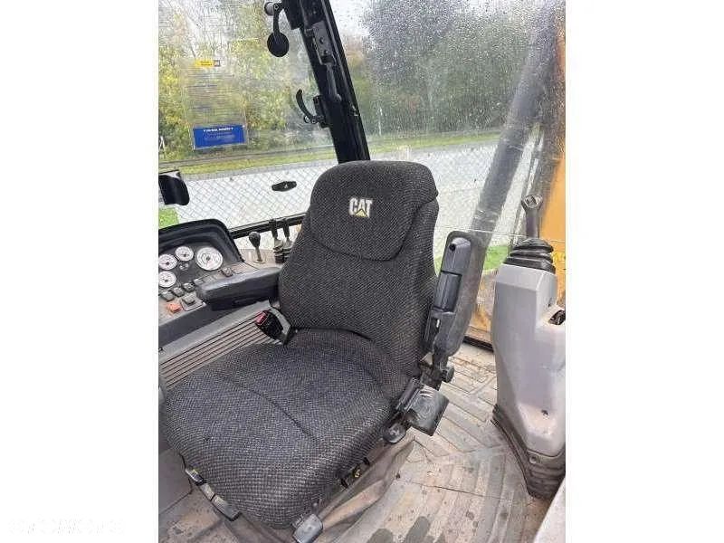Caterpillar 432E - 4