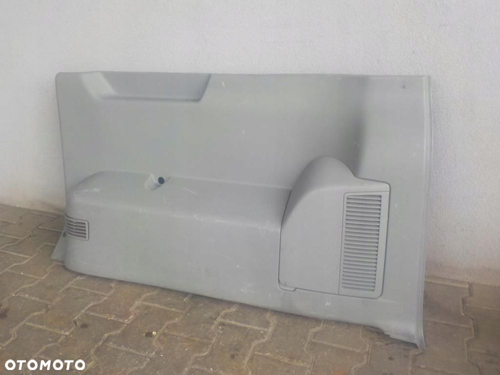 VW T5 KRÓTKI TAPICERKA BOCZEK TYŁ TYLNA PRAWA - 3